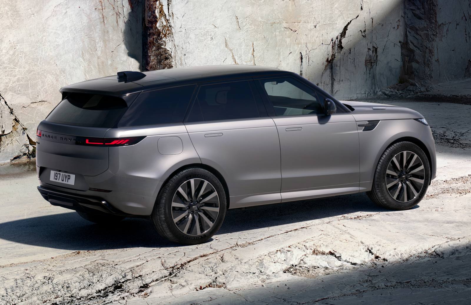 Range Rover Sport Electric